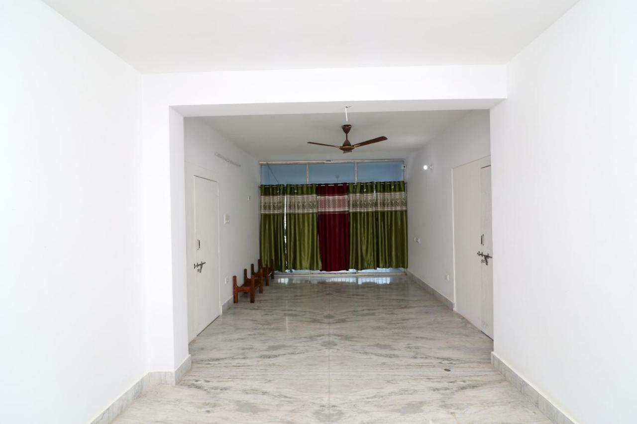 Oyo 30269 Amar Raj Inn Kolkata Exterior photo